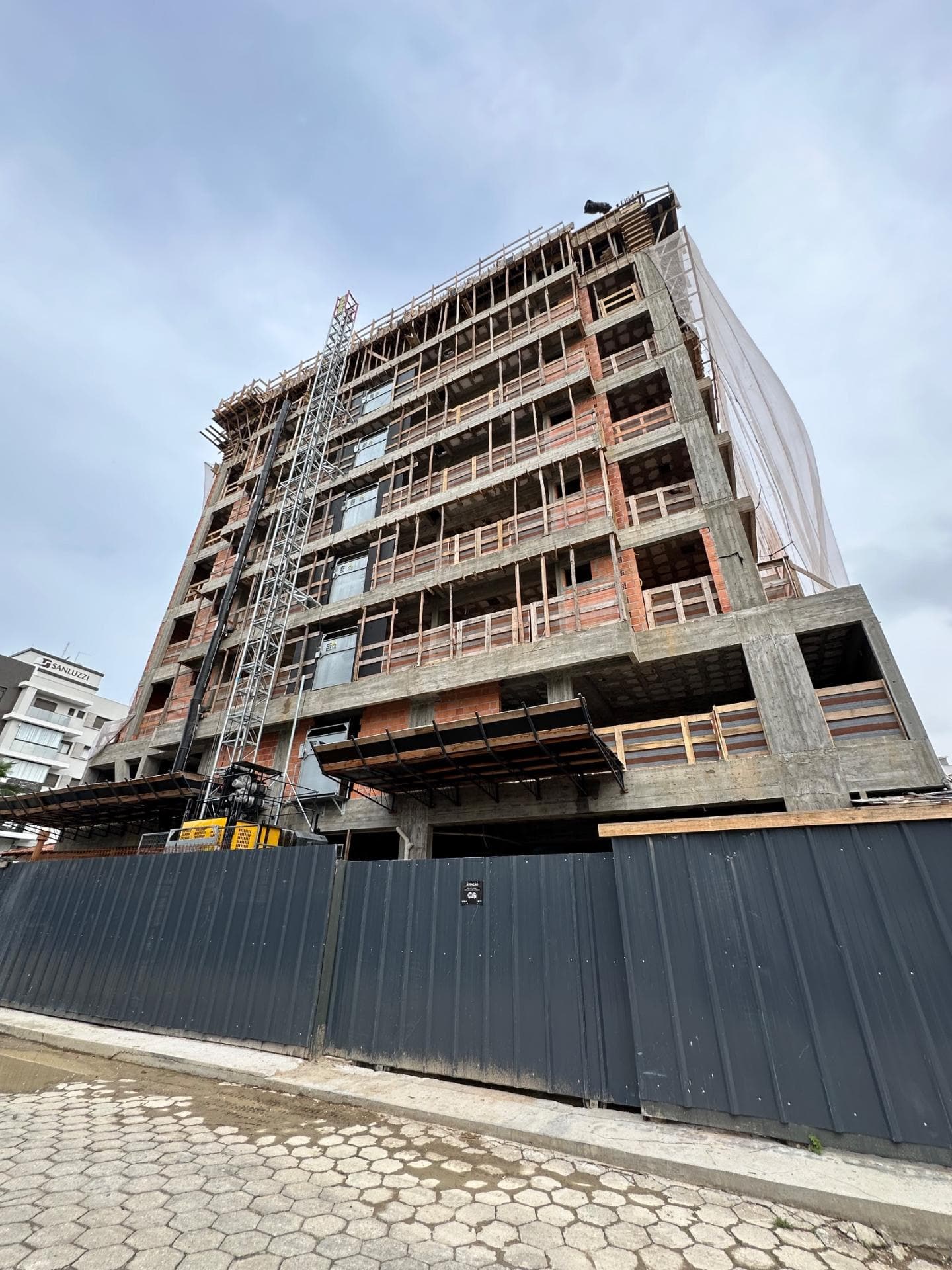 Obra do Santorini Home Club — setembro de 2026
